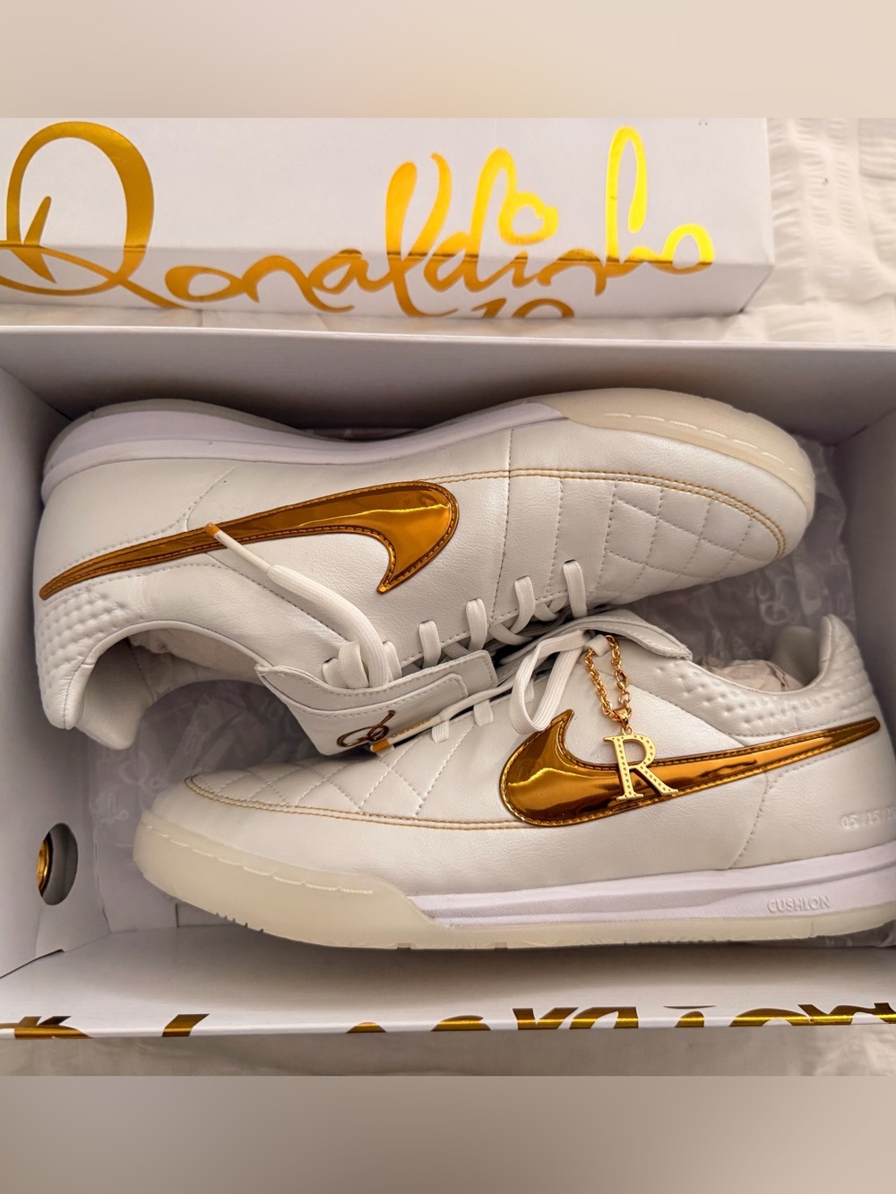 The Ronaldinho x Nike Tiempo Legend 'Touch of Gold' Indoor Shoes